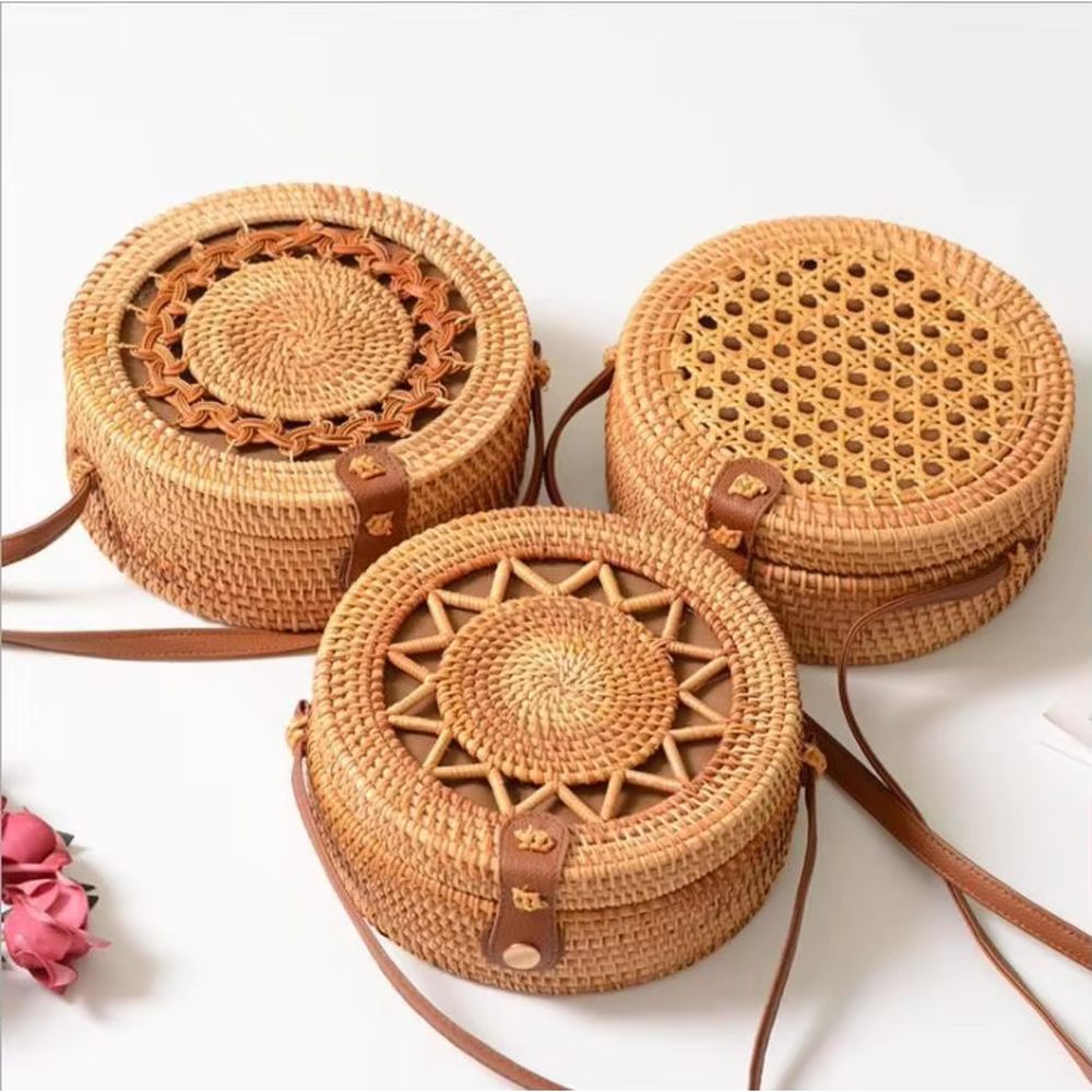 Handwoven Round Rattan Purse With Leather Strap Boho Straw Crossbody :O - Picture 6 of 8
